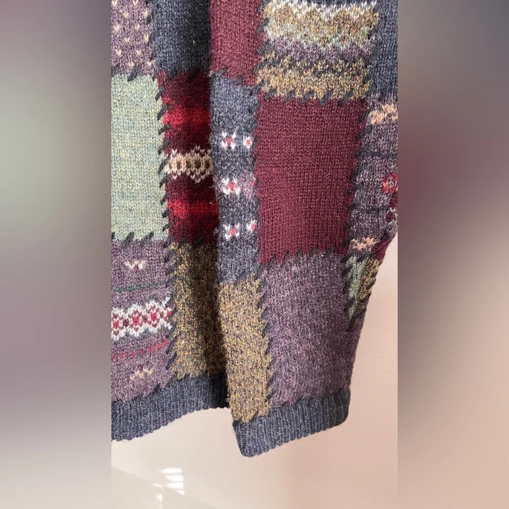 EDDIE BAUER Vintage 100% Wool Deer Bay Patchwork
Cardigan Sweater sz M
Women's - Picture 8 of 8
